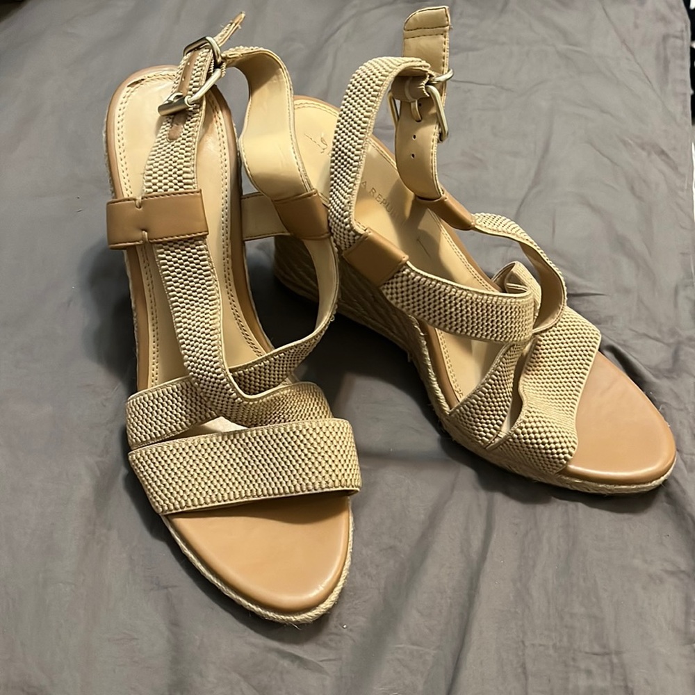 BRAND NEW Banana Republic espadrilles